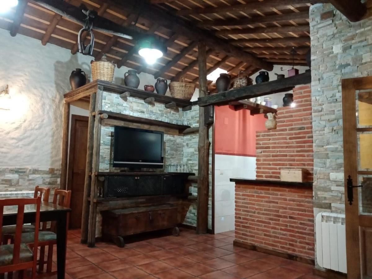 El Molino Apartment Sequeros Exterior photo